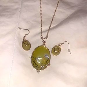 Butterfly necklace and earrings Jade
